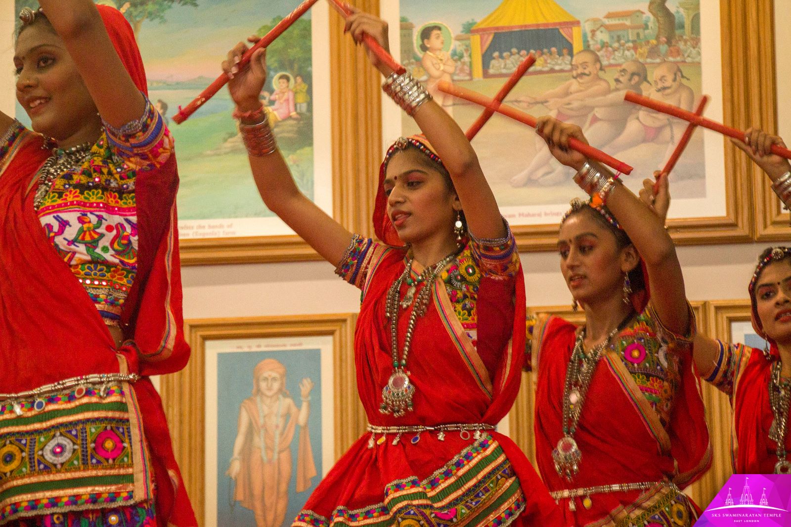 ©1987-2017 SKS Swaminarayan Temple East London